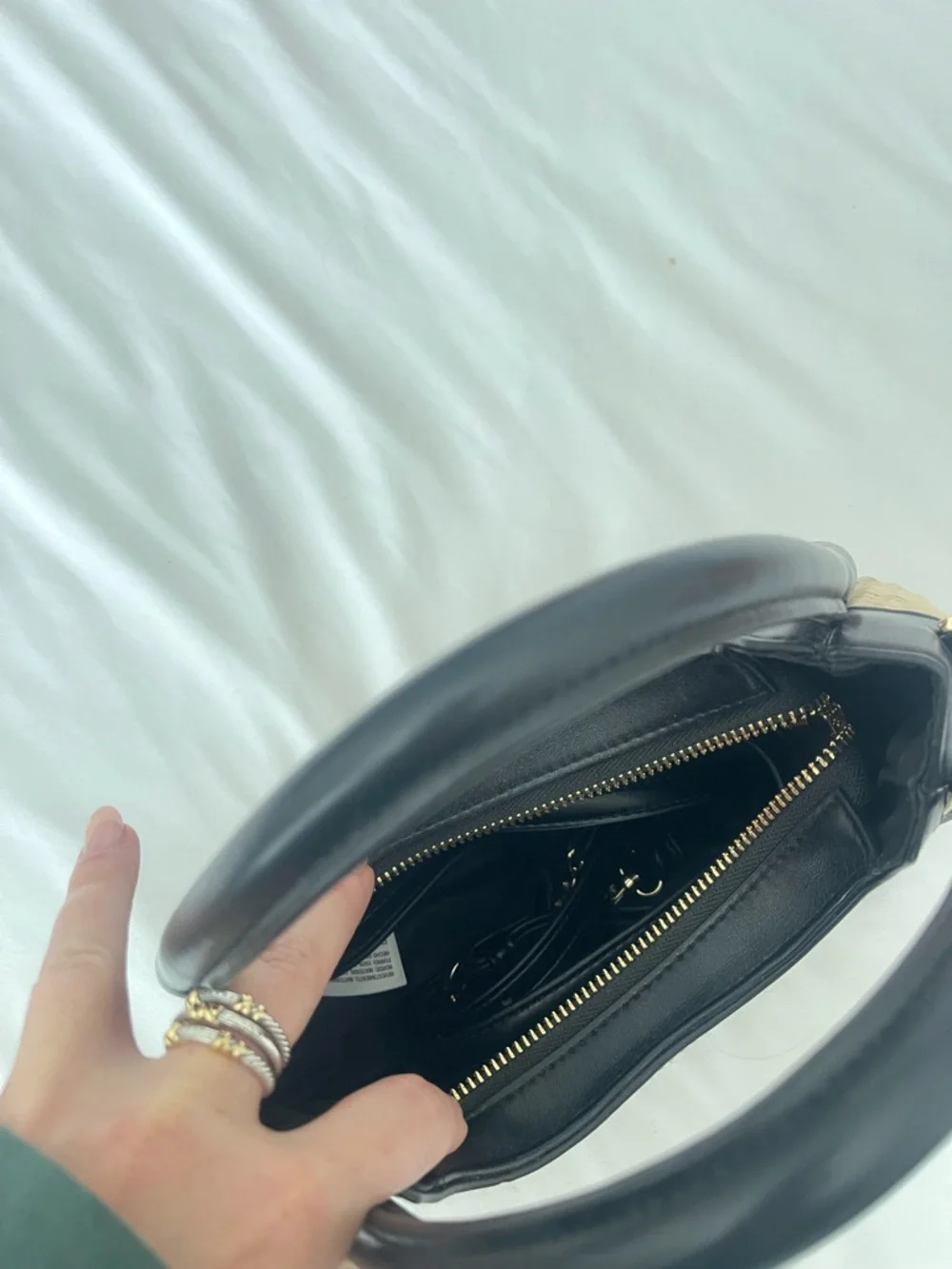 Woven Cream and Black Top-Handle Women's Bag - Picture 3 of 3